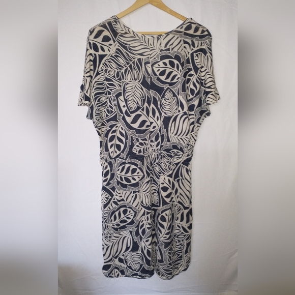 GAP Tribal Pattern Boho Leaf Print Short Sleeve Bohemian Dress Soft Size Medium - Picture 2 of 2